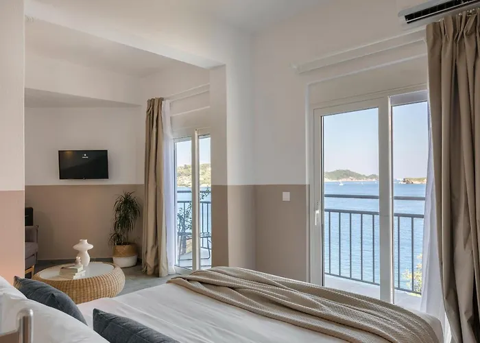 Hotel The Rock Skiathos Town